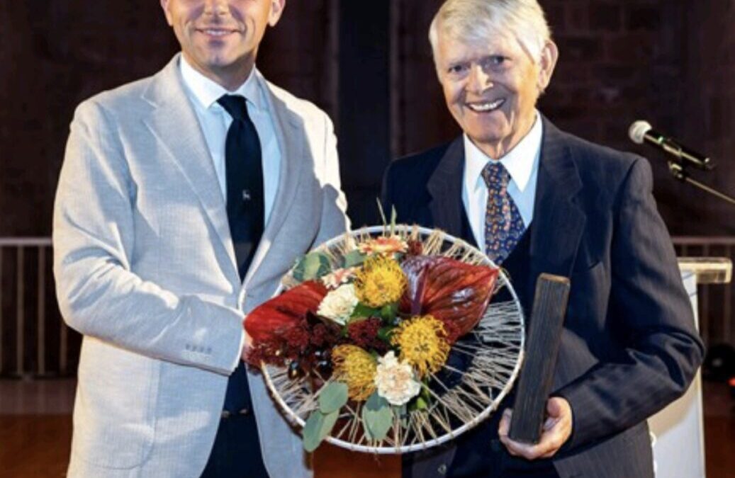 Uručena Nagrada sveti Mauro umirovljenom profesoru Antunu Brajkoviću