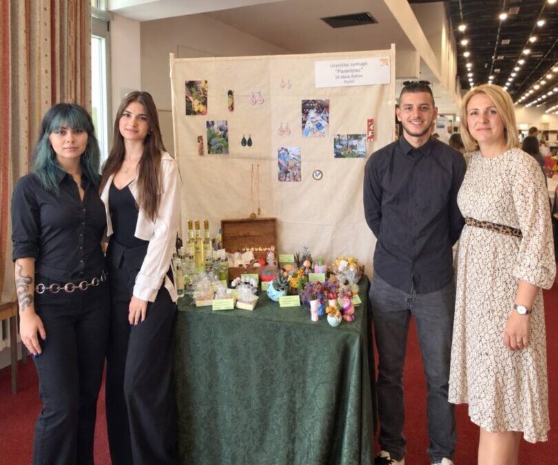 Kreativnost, tradicija i vrijedne ruke učenika na jednom mjestu